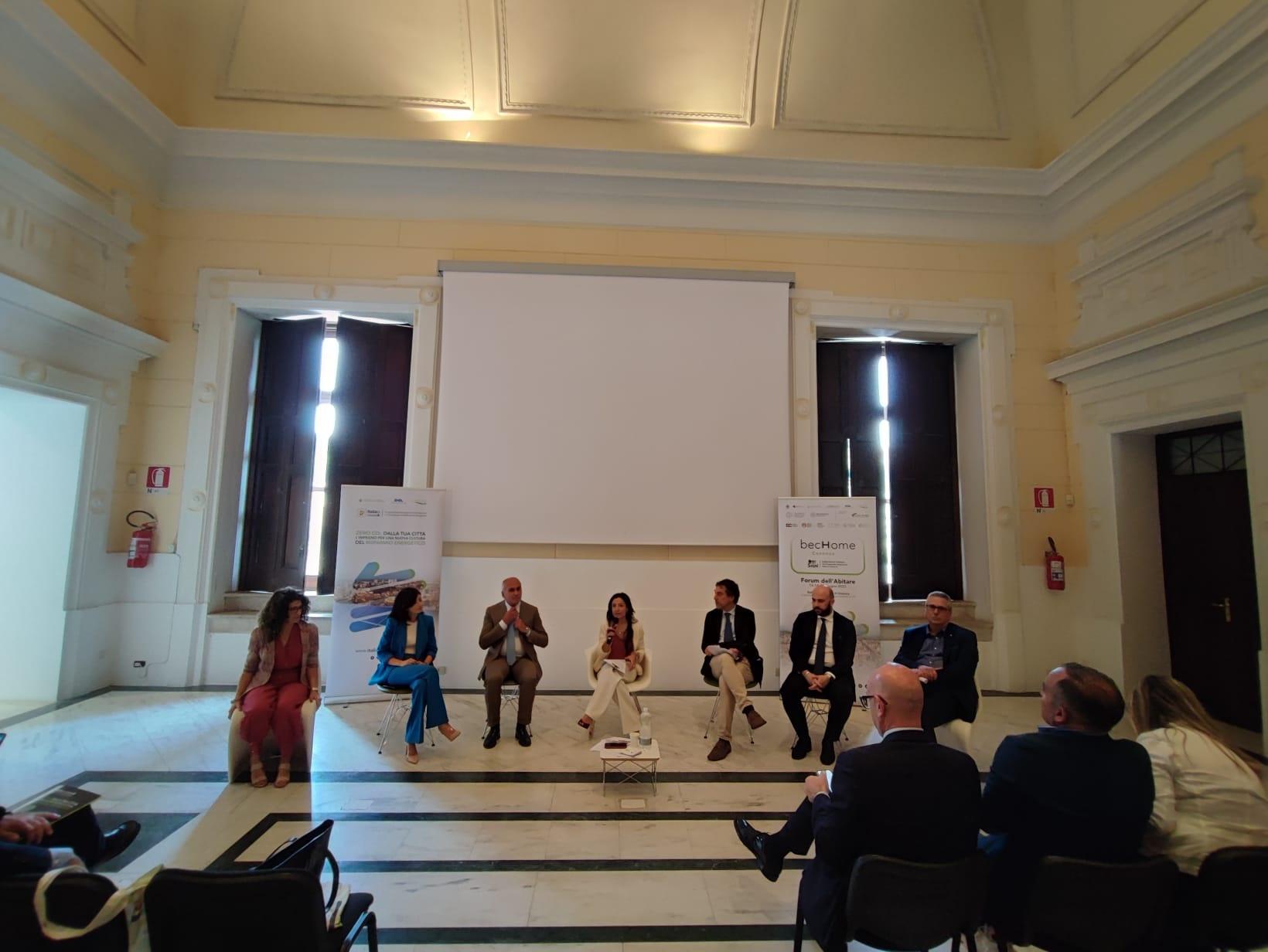 Un'immagine della prima giornata del Forum dell'Abitare a Cosenza