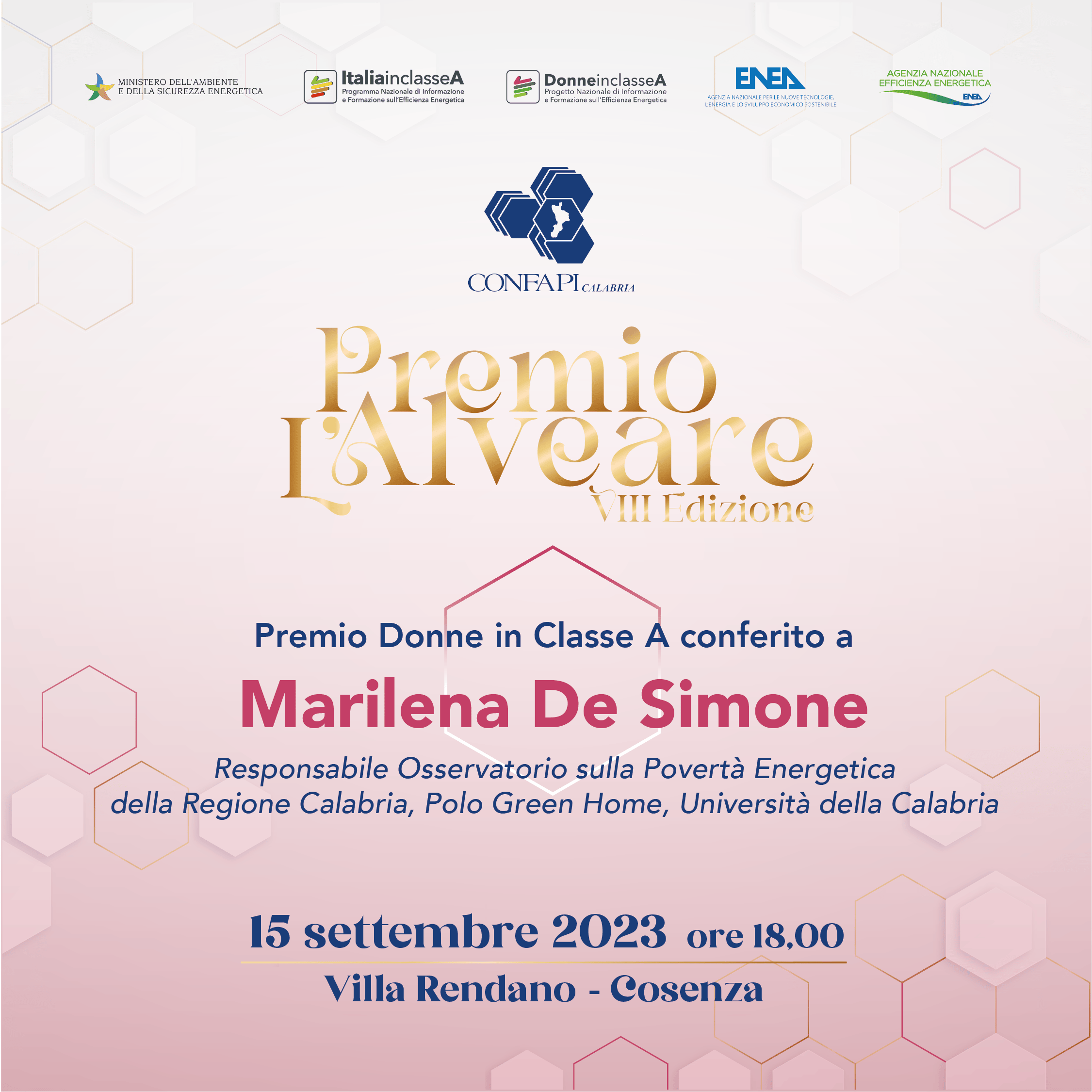 La locandina del Premio L'Alveare 2023 con i loghi MASE, ENEA, Italia in Classe A, Donne in Classe A e Agenzia Nazionale per l'efficienza energetica e la scritta centrale 