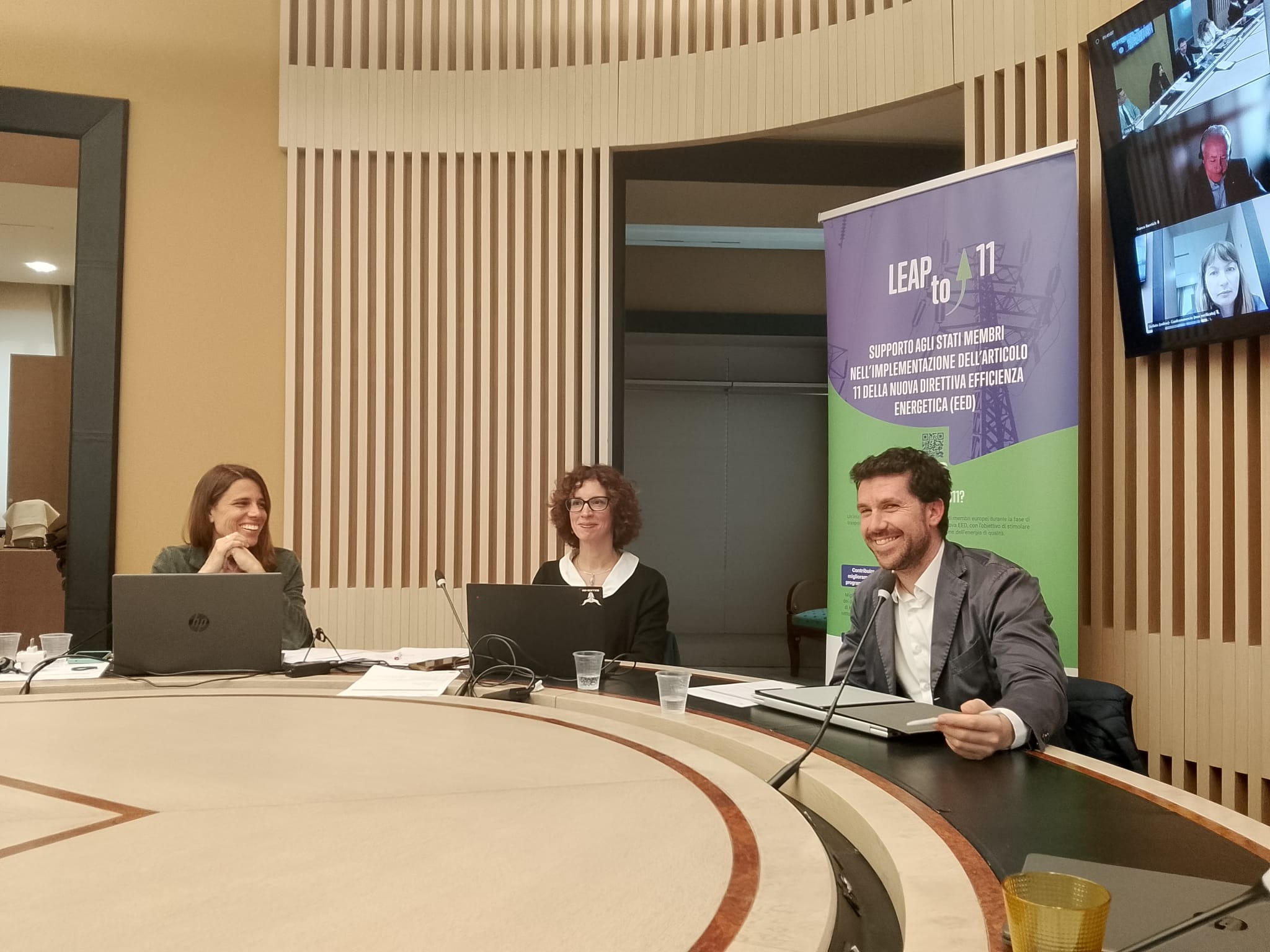Un momento del tavolo di discussione, con il primo piano le ricercatrici ENEA Claudia Toro e Chiara Martini
