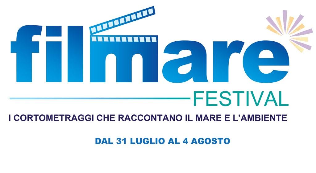 Il logo del Filmare Festival in blu e in verde con la scritta sottostante "i cortometraggi che raccontano il mare e l'ambiente - Dal 31 luglio al 4 agosto"