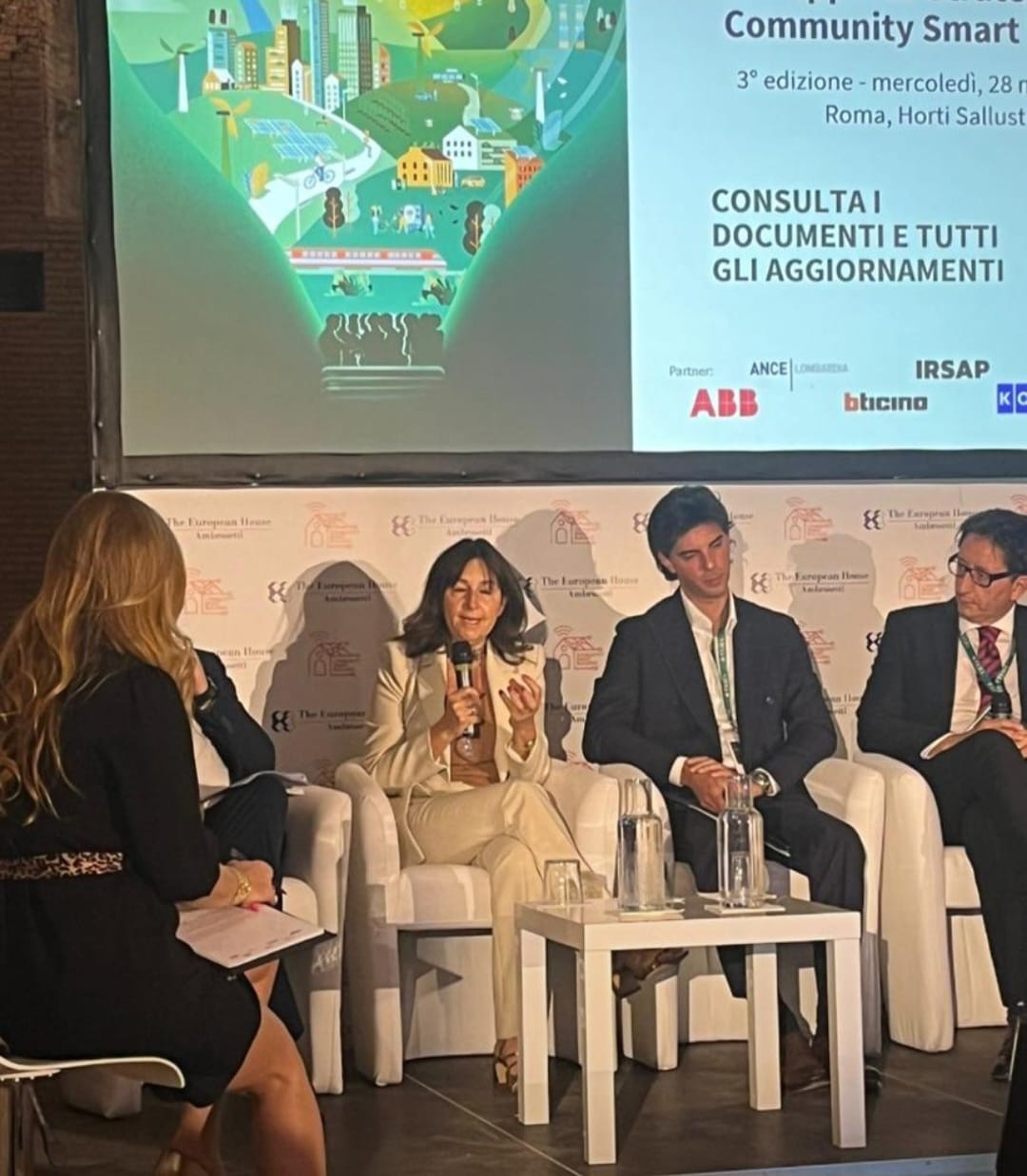 Un'immagine dell'intervento di Ilaria Bertini (Direttrice ENEA-DUEE) all'evento di presentazione del Rapporto Strategico della Community Smart Building